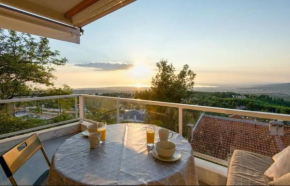 PanOrama View, Nilie Hospitality MGMT